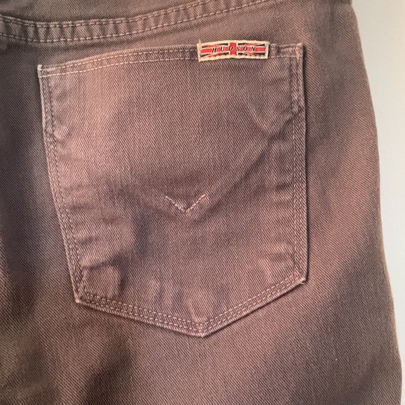 Hudson Jeans, size 27. Normal wear. They are low waistline - Picture 5 of 6